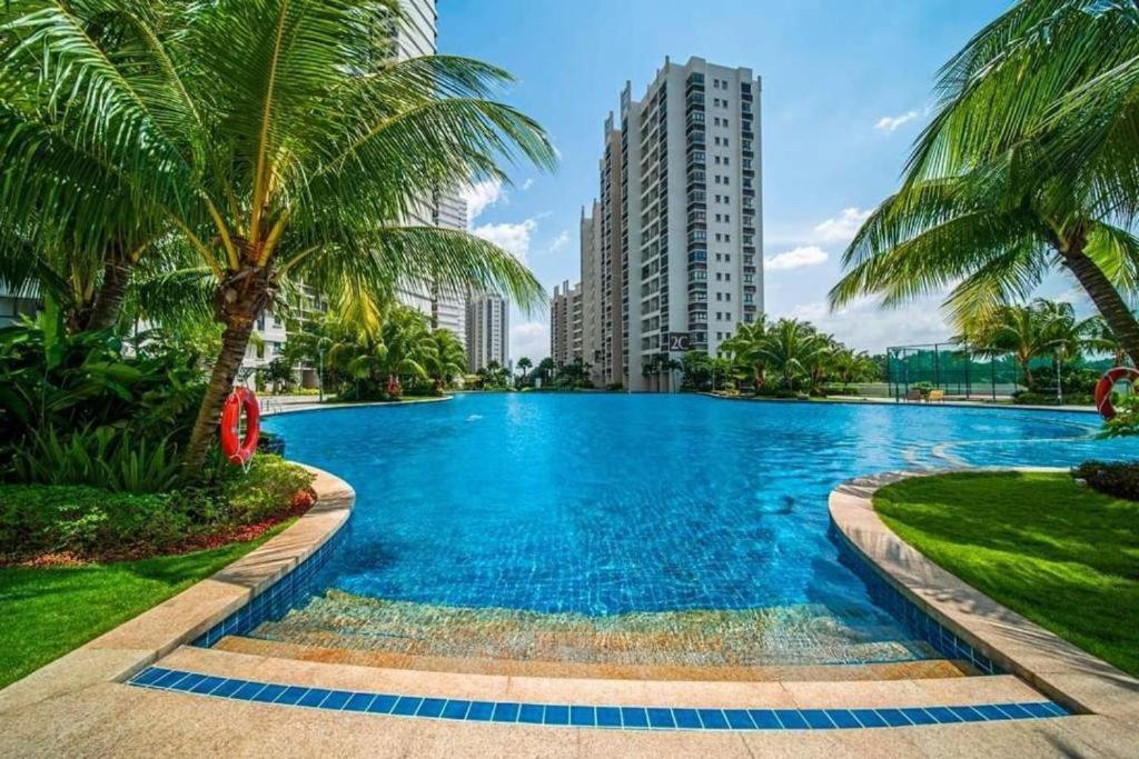 Apartment 金海湾@danga Bay温馨舒适海景套房三房三厕6-12人适合家庭入住